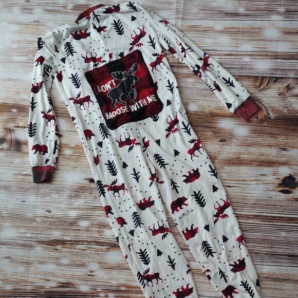 4/$12 Onesie pajamas - Picture 1 of 5